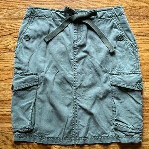 GAP Above Knee Cargo Skirt
